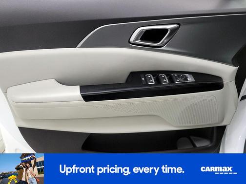 2022 Kia Carnival LX