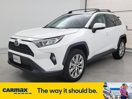 2020 Toyota RAV4 XLE Premium