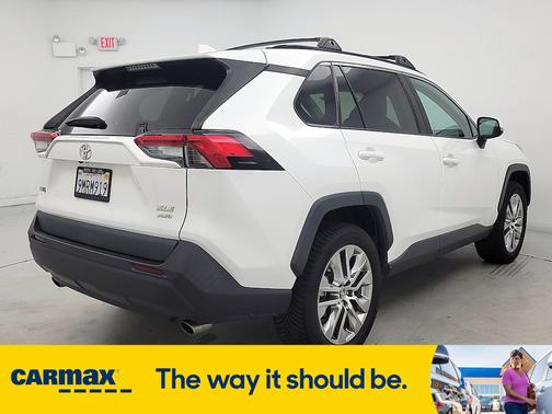 2020 Toyota RAV4 XLE Premium