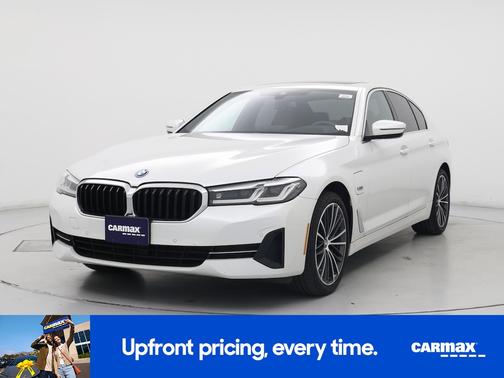 2022 BMW 530e 