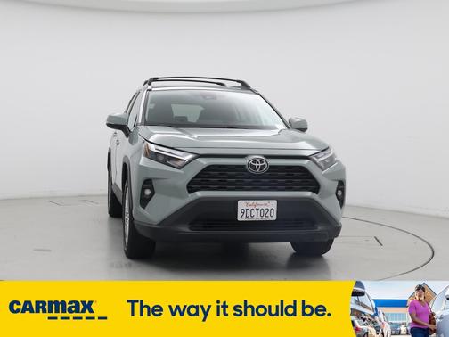 2022 Toyota RAV4 XLE Premium