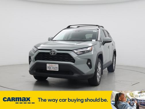 2022 Toyota RAV4 XLE Premium
