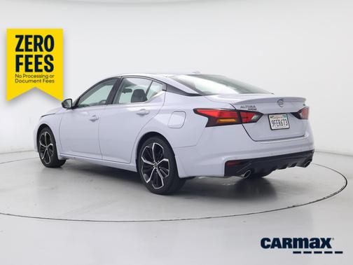 Gray 2023 Nissan Altima SR