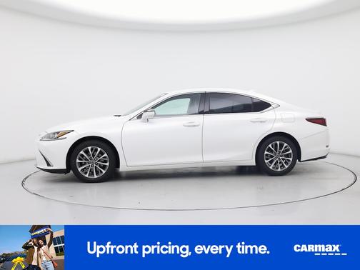 White 2023 Lexus ES 350