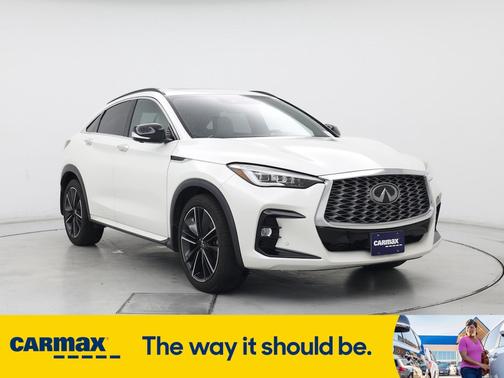 2022 INFINITI QX55 Essential
