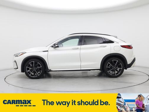 2022 INFINITI QX55 Essential
