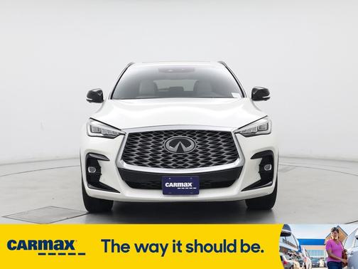2022 INFINITI QX55 Essential