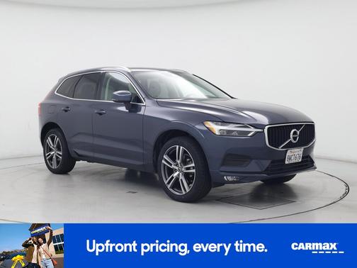 Blue 2021 Volvo XC60 T5 Momentum