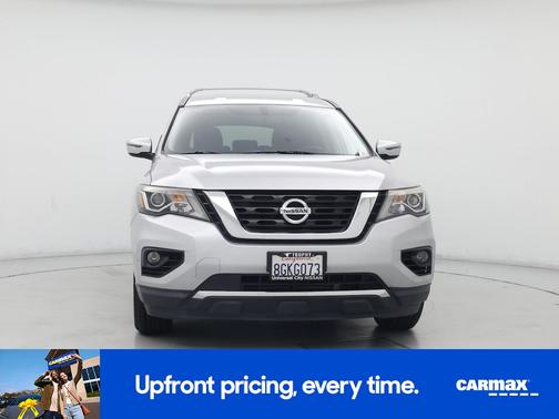 2018 Nissan Pathfinder SV