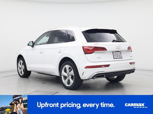 White 2022 Audi Q5 S-Line Prestige