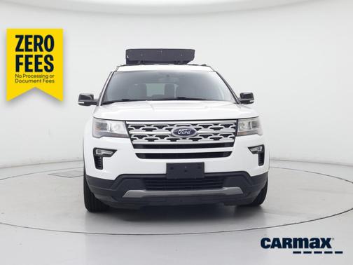 White 2018 Ford Explorer XLT