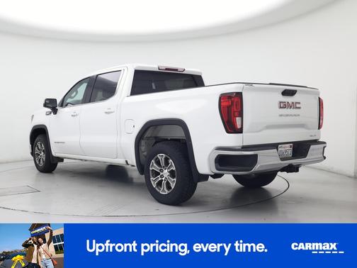 White 2023 GMC Sierra 1500 SLE