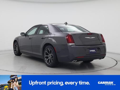 2016 Chrysler 300 S