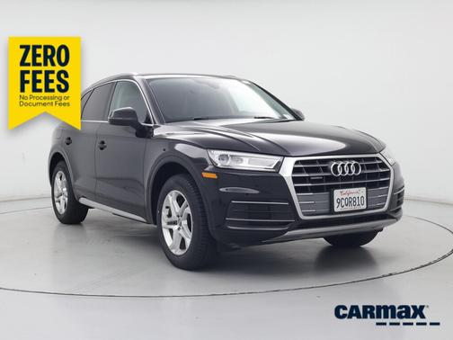 Black 2019 Audi Q5 Premium