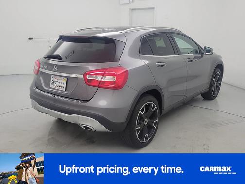 Gray 2020 Mercedes-Benz GLA 250