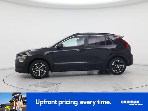 2023 Kia Niro SX