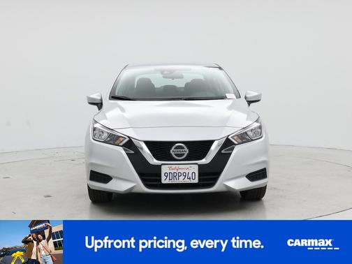 2022 Nissan Versa SV