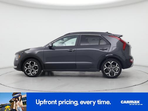 Gray 2025 Kia Niro SX Touring