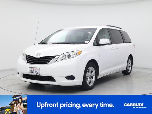 2014 Toyota Sienna LE