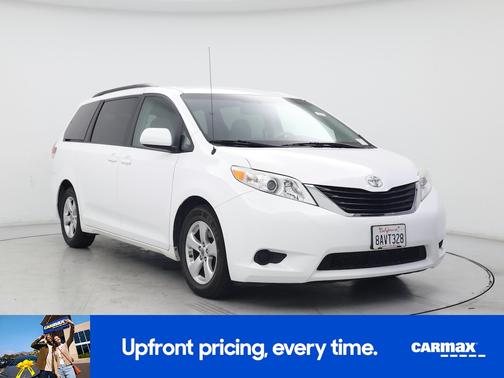 2014 Toyota Sienna LE