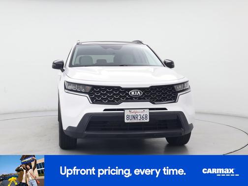 White 2021 Kia Sorento S