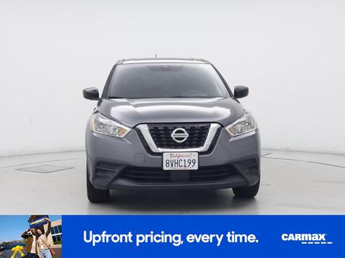 Gray 2020 Nissan Kicks S