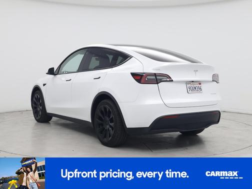 White 2023 Tesla Model Y