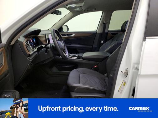 2024 Volkswagen Atlas SE w/Tech