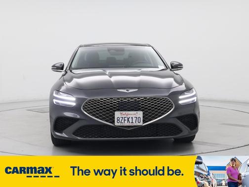 2022 Genesis G70 2.0T