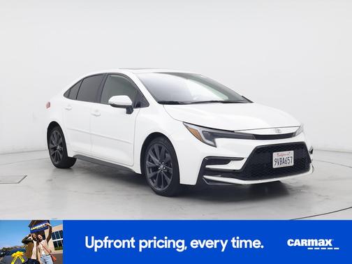White 2025 Toyota Corolla SE
