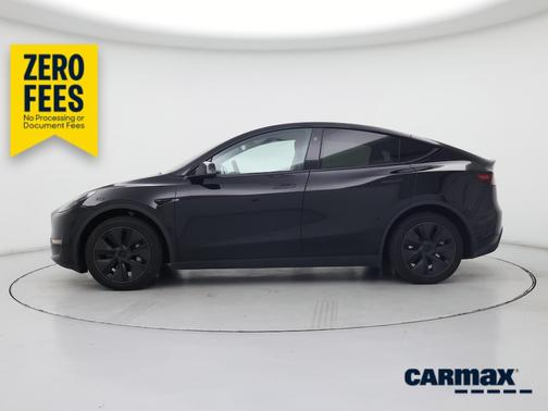 Black 2025 Tesla Model Y Long Range