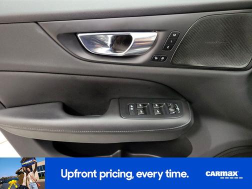 2023 Volvo S60 B5 Plus Black Edition