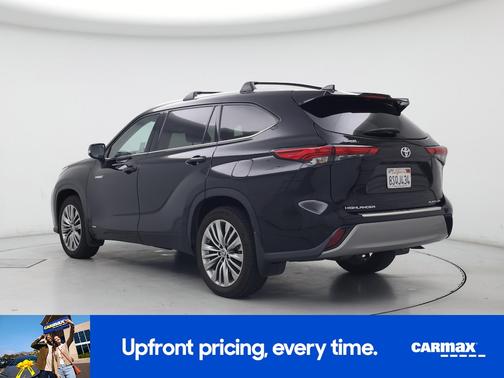 Black 2020 Toyota Highlander Hybrid Platinum