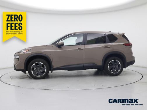 Tan 2024 Nissan Rogue SV