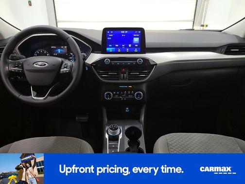 Silver 2022 Ford Escape SE