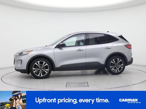Silver 2022 Ford Escape SE
