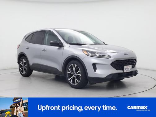 Silver 2022 Ford Escape SE