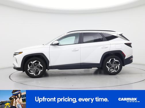 White 2023 Hyundai TUCSON SEL