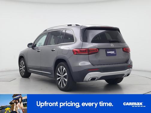 Gray 2022 Mercedes-Benz GLB 250