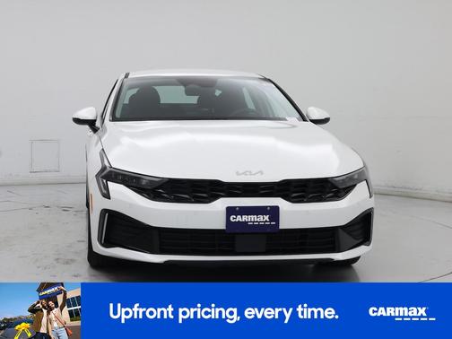 White 2025 Kia K5 LXS