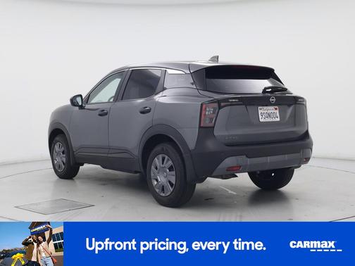 Gray 2025 Nissan Kicks S