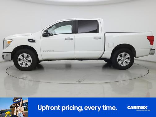 White 2017 Nissan Titan SV