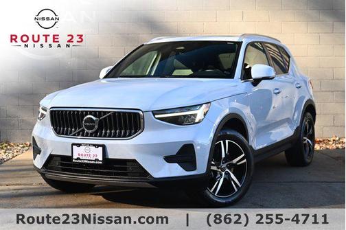 2024 Volvo XC40 B5 Core