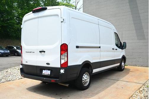 2022 Ford Transit-250 Base