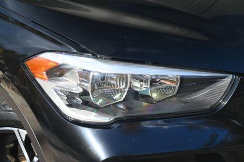 Black Sapphire Metallic 2021 BMW X1 xDrive28i