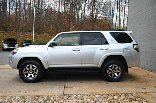 2024 Toyota 4Runner TRD Off Road
