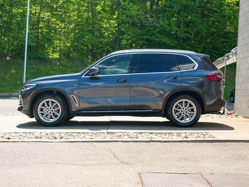 Arctic Gray Metallic 2019 BMW X5 xDrive40i