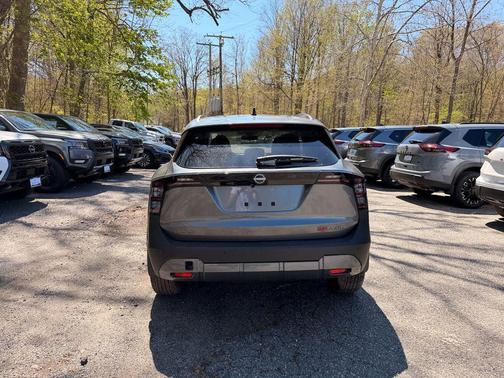 Gun Metallic 2026 Nissan Kicks SR