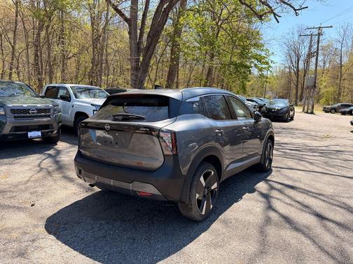 Gun Metallic 2026 Nissan Kicks SR
