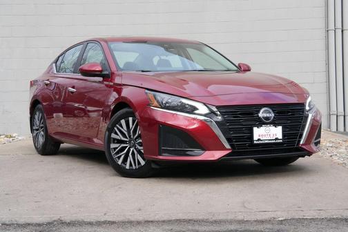 Scarlet Ember Tintcoat 2023 Nissan Altima 2.5 SV